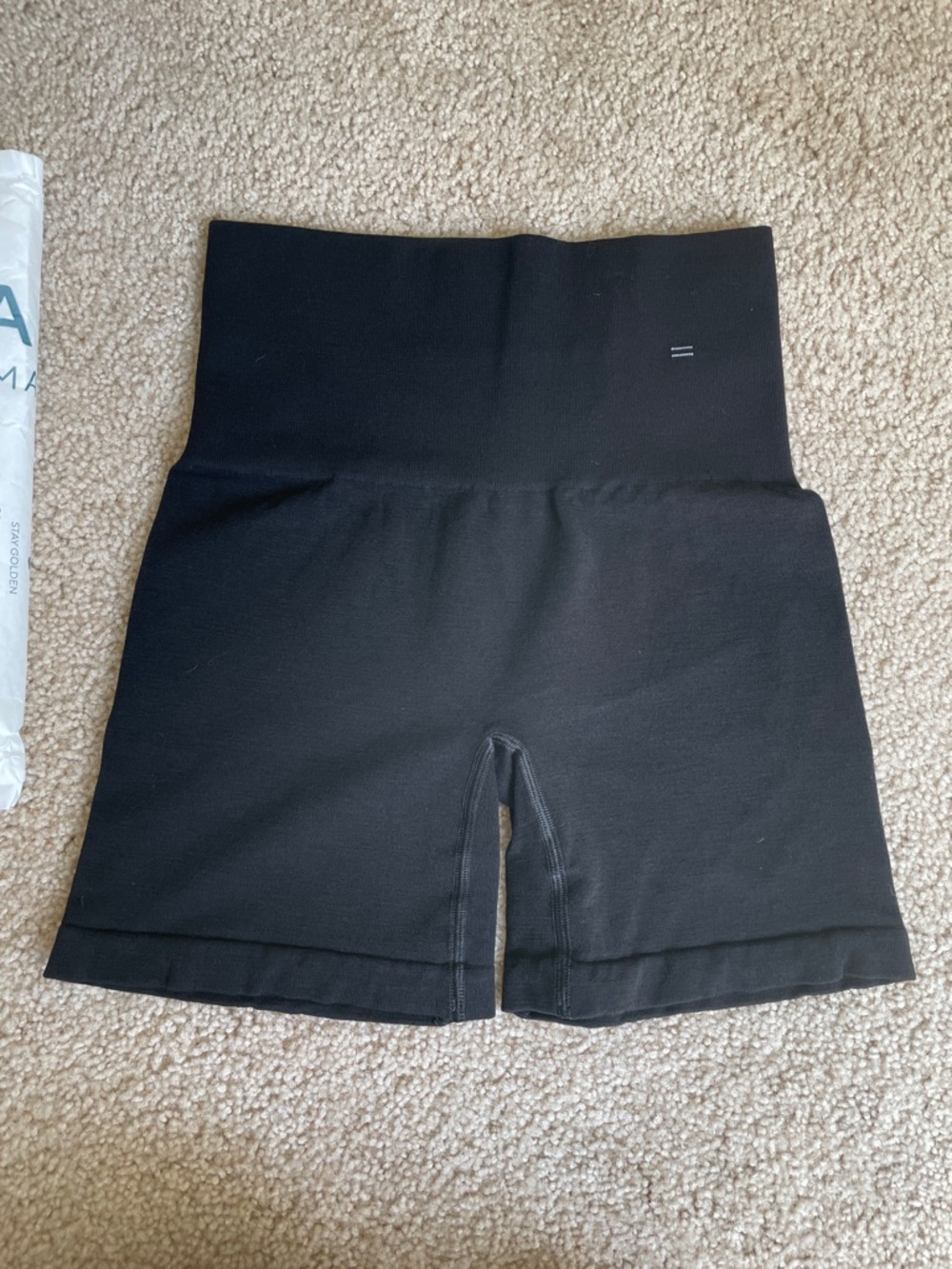 New BRANWYN Black Compression Shorts 6” Medium Seamless High-Waist - Picture 4 of 6